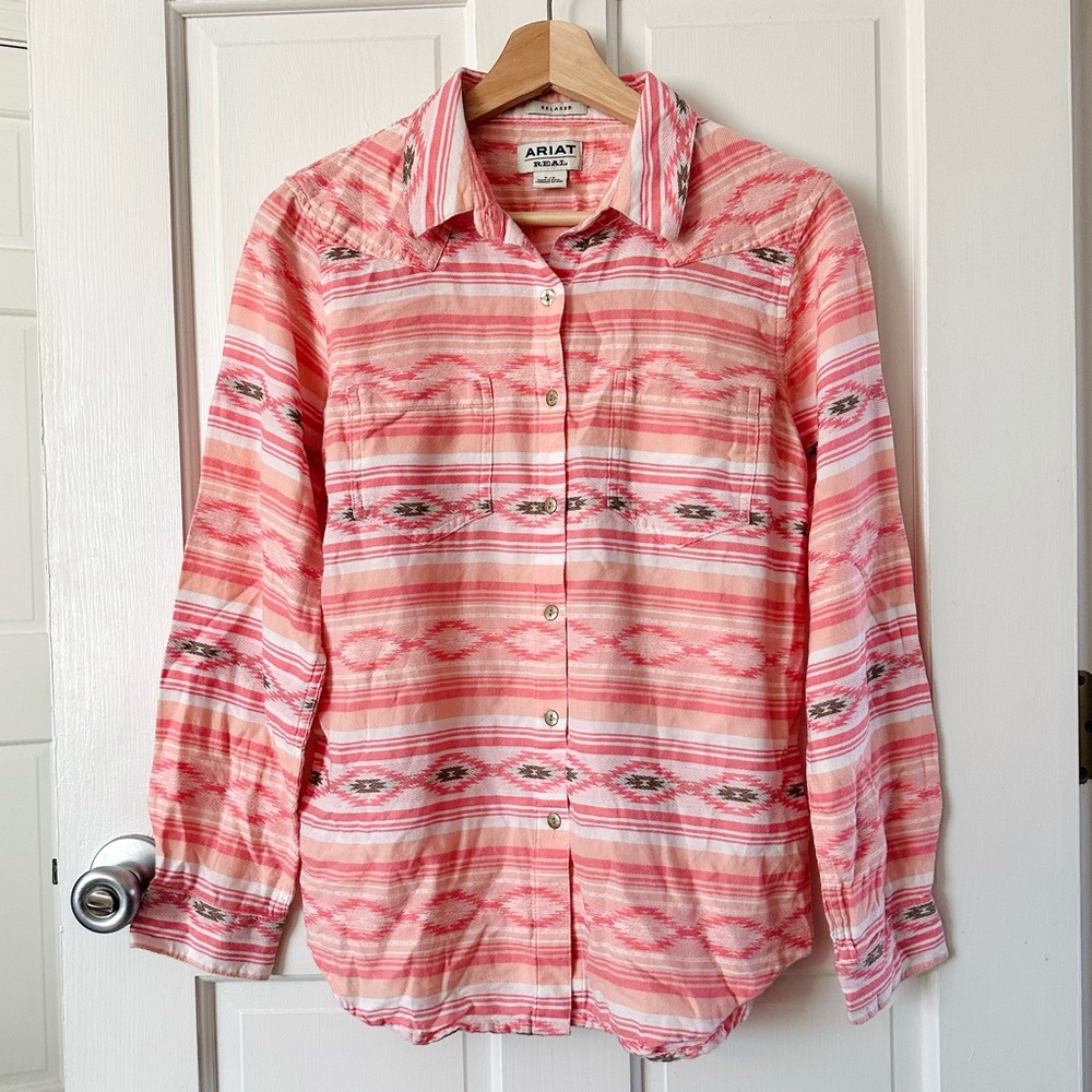 ARIAT Real Billie Jean Pink Coral Southwestern Print Button Up Shirt Size S